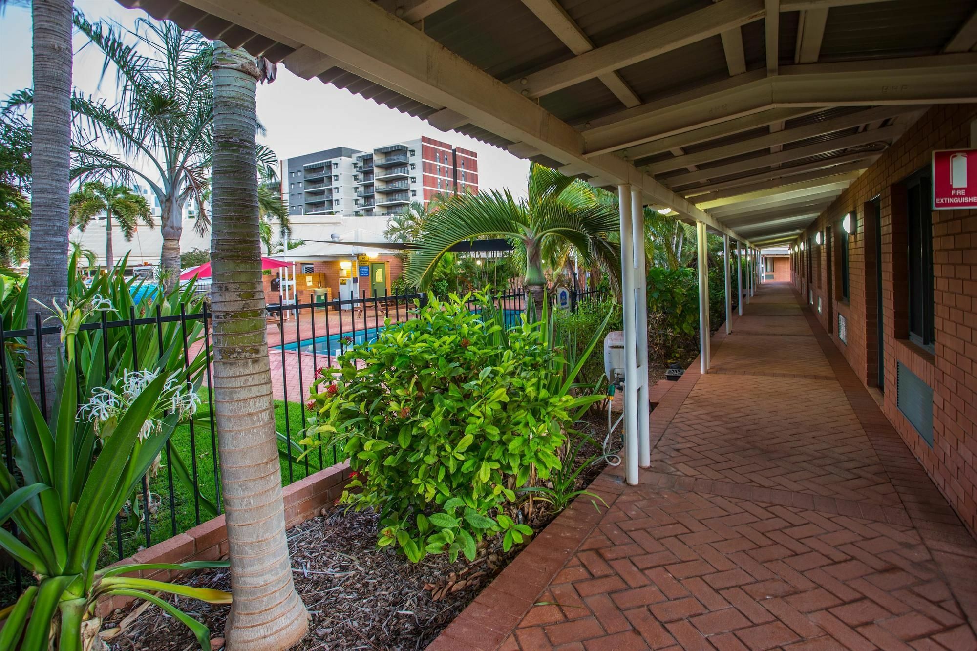 Karratha Central Apartments Buitenkant foto